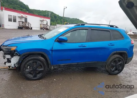 2021 Jeep Cherokee Altitude 4X4 из США, поврежденный, VIN 1C4PJMLB7MD117394